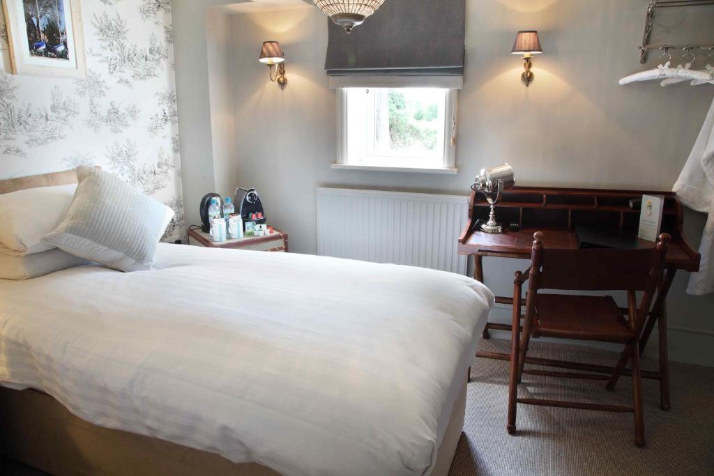 Flower Pot Hotel Sunbury-on-Thames Kamer foto